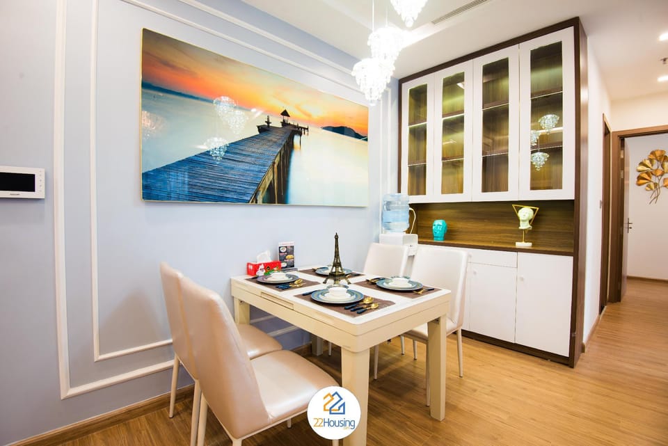 2 Bedroom Dani Apartment in Vinhomes Metropolis Apartment in Hanoi