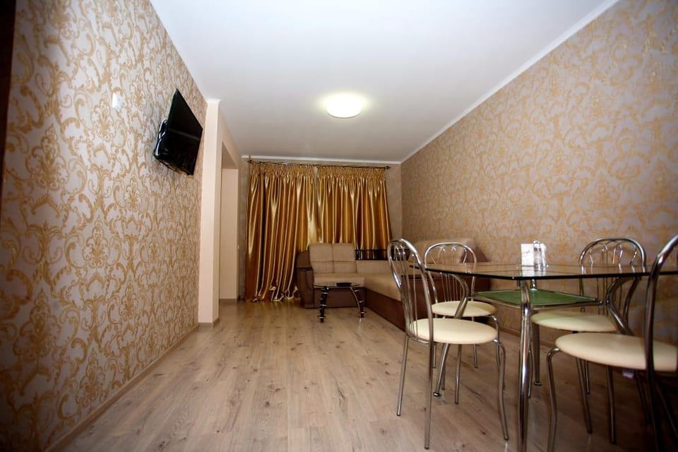Comfortable elite apartments in Poltava, Almazniy Apartment in Ukraine
