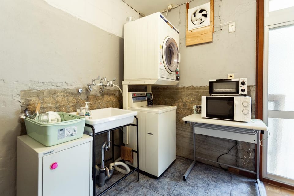 6 women  dormitory only  small  house in Fukuoka Apartment in Fukuoka