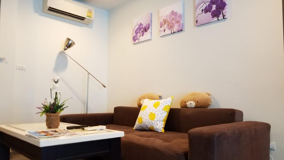 Asok BTS/MRT 5min Walk Luxury 1BR 4PAX Terminal 21 Apartment in Bangkok