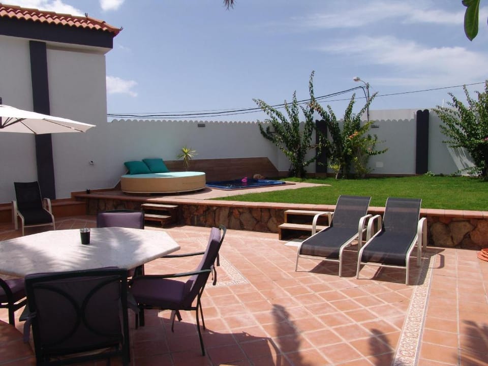 VILLA BEA II, views of Playa del Ingles Villa in Comarca Sur