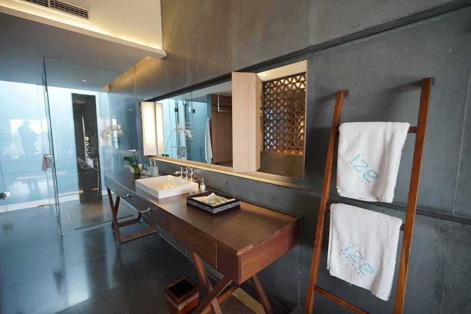 Luxury 1 Bedroom Club Room #V477 Vacation rental in Kuta