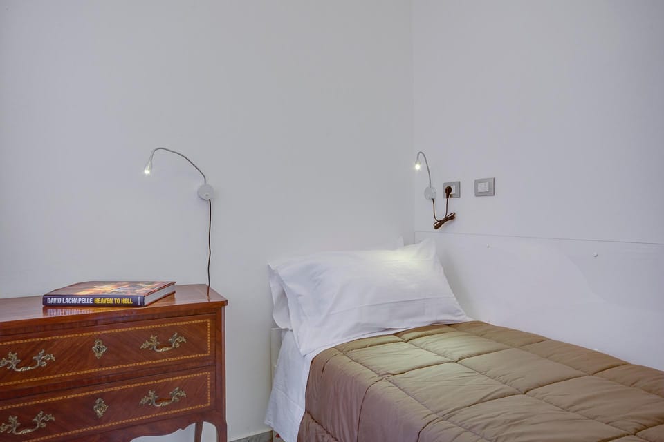Right House 2 Apartment in Cagliari