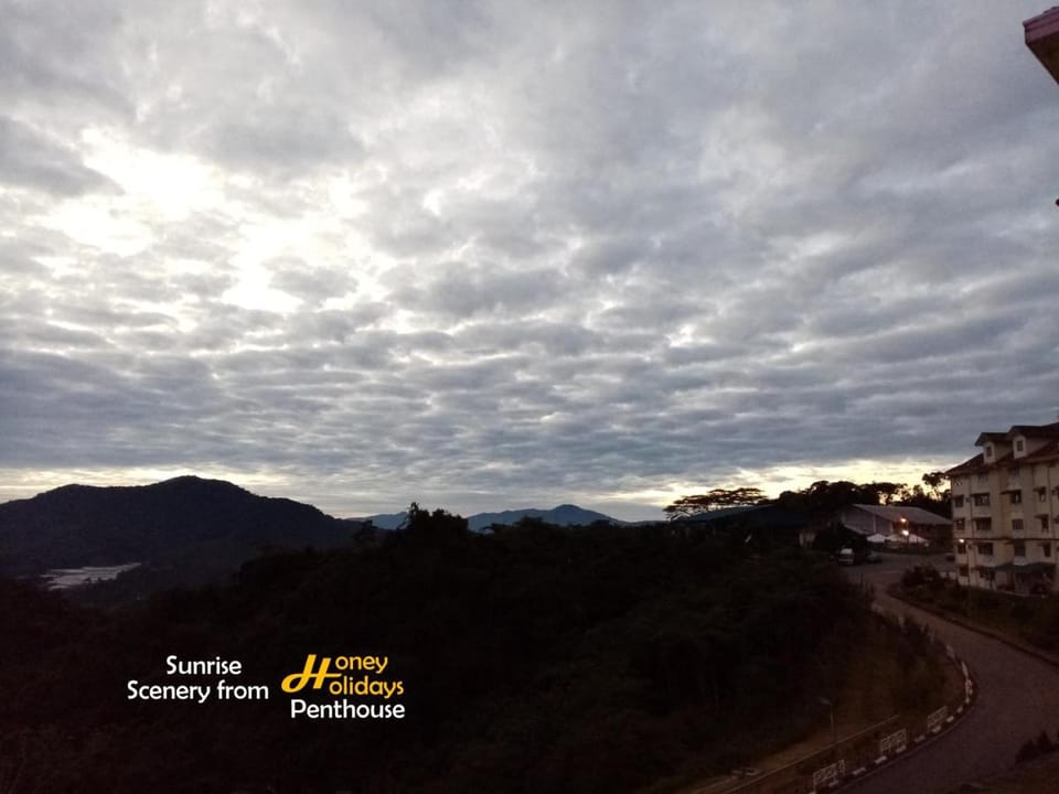 Honey Holiday Penthouse Vacation rental in Tanah Rata
