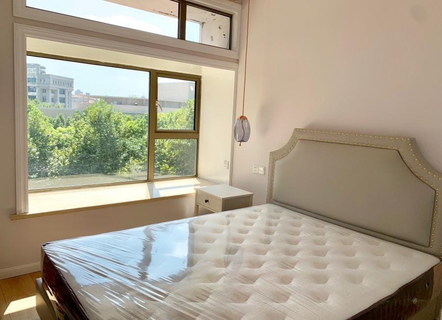 Stylish 3 br apt in good compound at Huaihai Rd  Apartment in Zhejiang