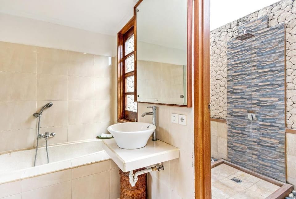Romantic 1 BR Private Pool Villa #K242 Villa in Kuta