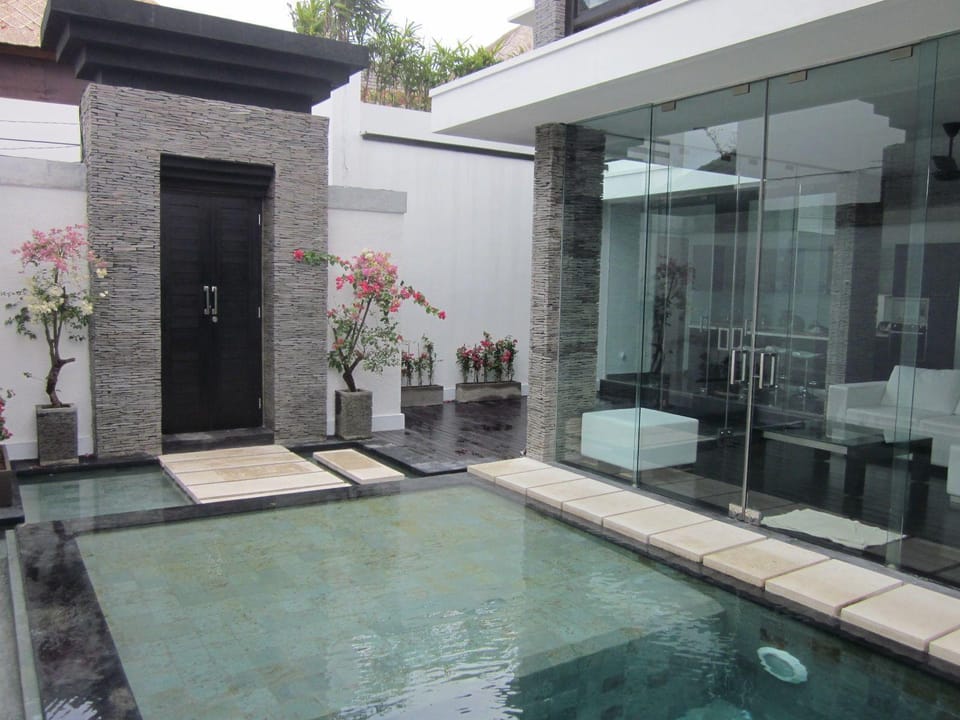 Seminyak Modern New Clean Villa 3 to 8 Bedrooms Villa in Kuta