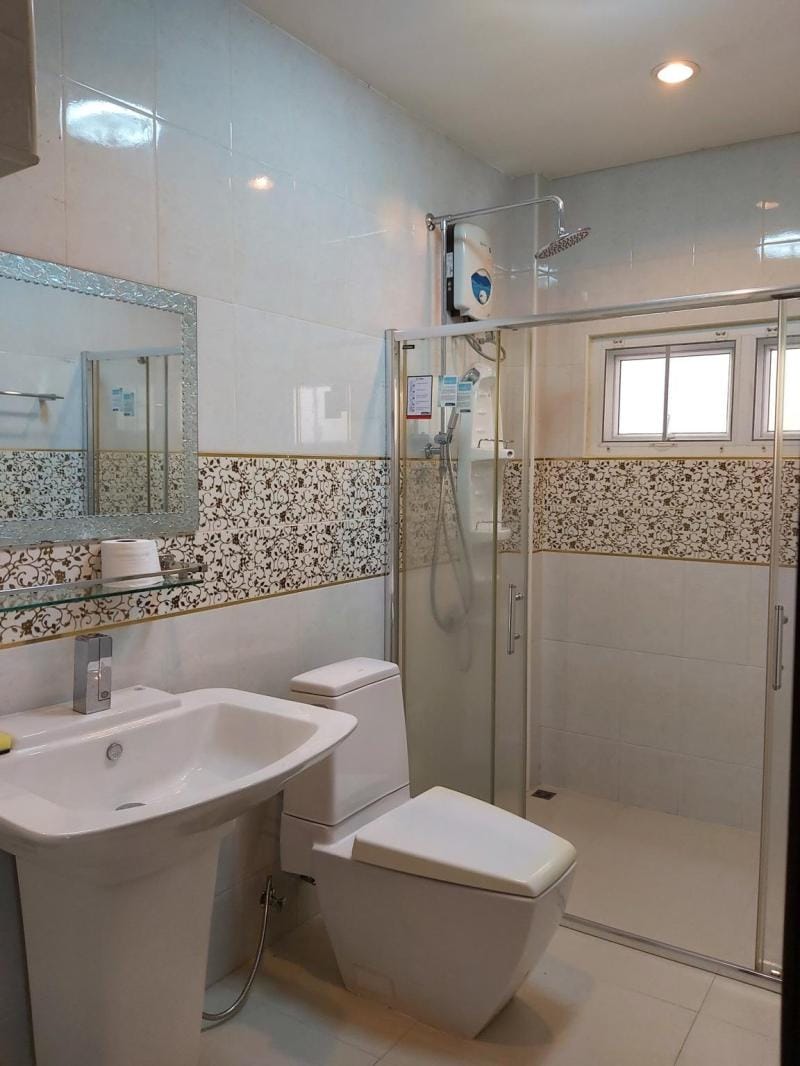 Pink Charm @ Pattaya 2 Vacation rental in Chon Buri Changwat