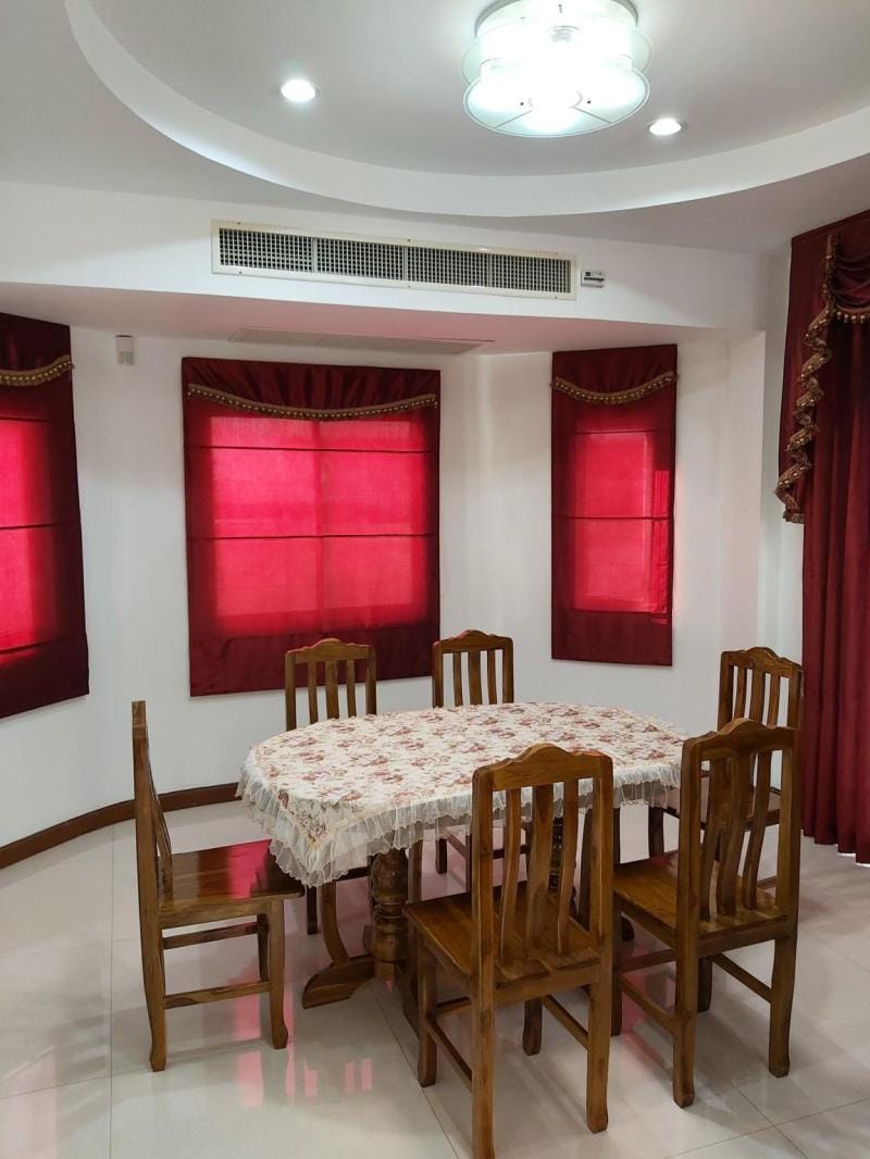 Pink Charm @ Pattaya 2 Vacation rental in Chon Buri Changwat