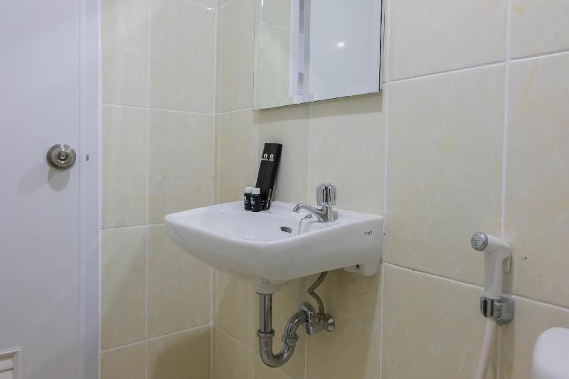 Convenient 2BR M-Town Residence Apt By Travelio Apartment in West Java