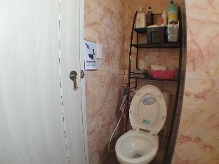 Single Room 單人加大床/雅房 Apartment in Kaohsiung
