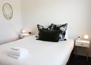 5 - Delightful Space in Tranquil Neighbourhood Vacation rental in Wanaka