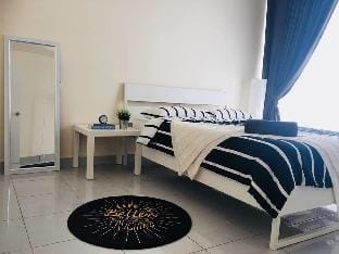 Blue Lake GuestHouse @ Seri Alam, Masai Vacation rental in Johor