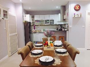 Baan Pon Sawan Pool Villa Hua Hin 4 Bedroom Villa in Hua Hin District