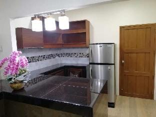 Harbor B Seabeach and Walking Street Villa in Pattaya City