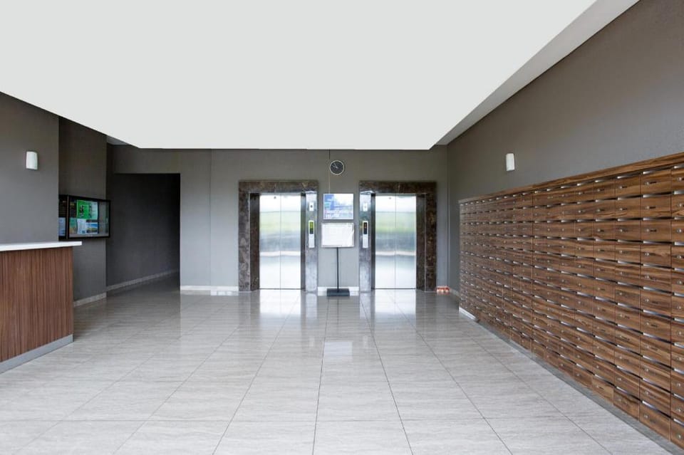 OYO 2582 Apartemen Serpong Green View Hotel in Jakarta