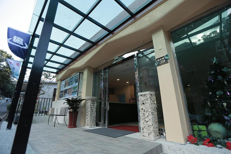 Wulai shuan hot spring house Bed and Breakfast in Taiwan, Province of China