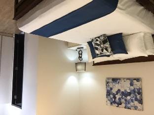 SPACIOUS PENTHOUSE CONDO UNIT ACROSS AYALA MALL  Apartment in Lapu-Lapu City