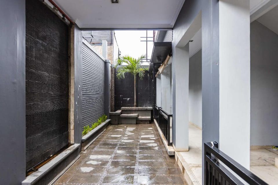 SPOT ON 2433 Pondok Akuanna Hotel in Indonesia