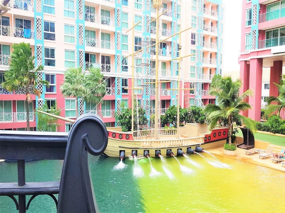 Grand Caribbean resort Pattaya 1 bedroom 4th floor Vacation rental in Pattaya City