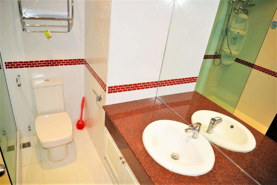 Sea view apartment Jomtien beach condominium S2 16th floor Pattaya Vacation rental in Pattaya City