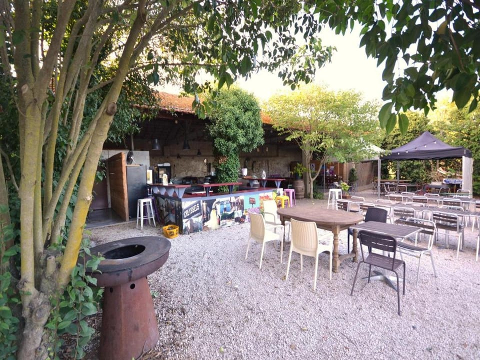 Apartment with pool amid vineyards and near the beach Apartment in Mèze
