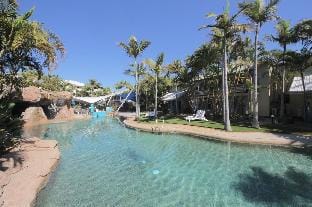 Beach Villa Diamond. Beach resort #5 Apartment in Mermaid Beach