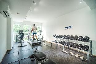 Ozone Kata Condo - great location, rooftop pool Apartment in Rawai