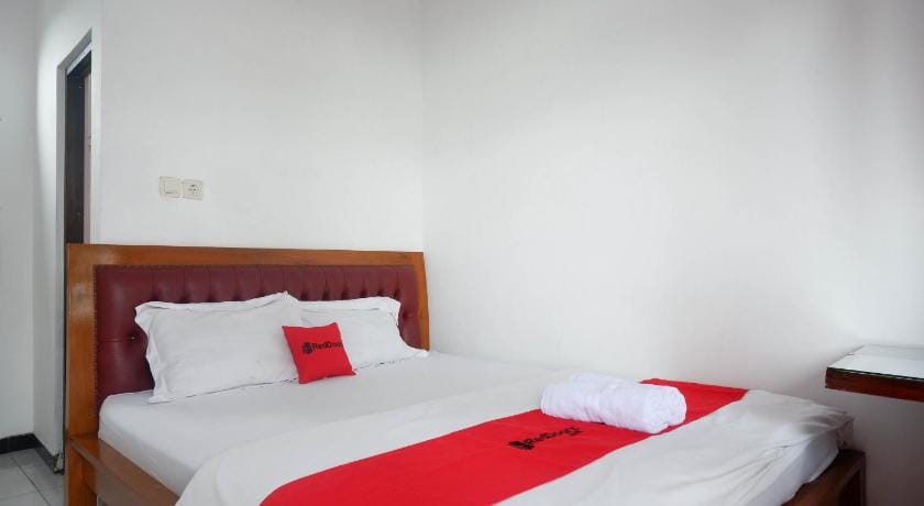 OYO 2718 Backpacker's Homestay Jlegong Hotel in Yogyakarta