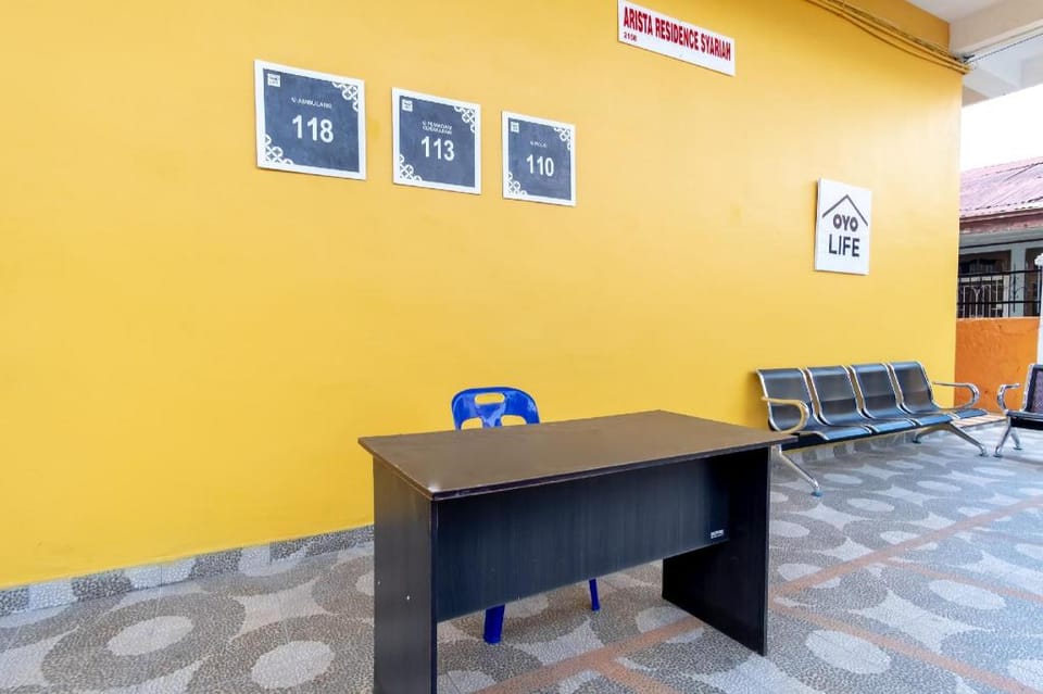 OYO Life 2158 Arista Residence Syariah Hotel in Indonesia