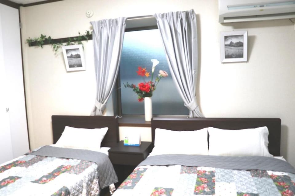 Ikebukuro/1 Stop/Room 301, Shiina Town/Free Wi-Fi Apartment in Shinjuku