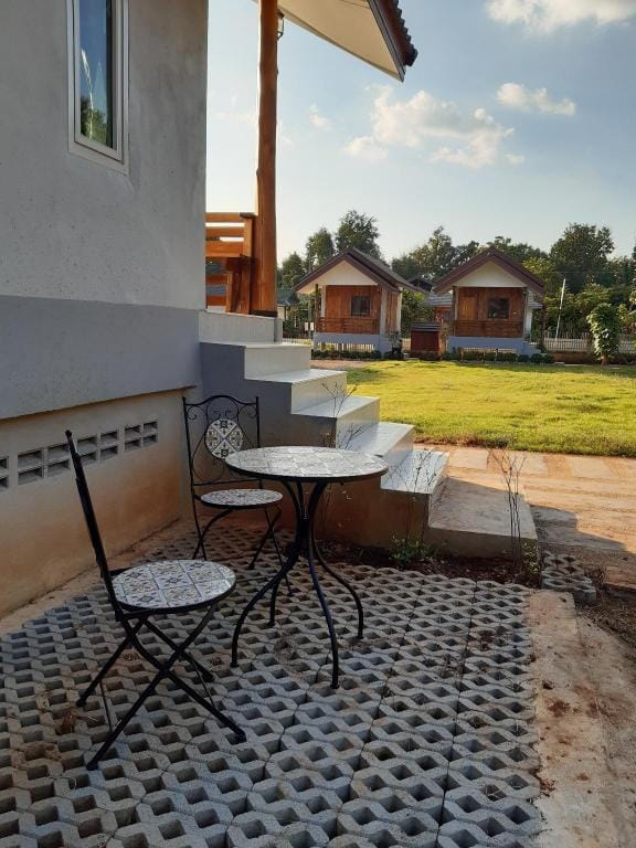 Saiyok escape double cabin 492/3 Vacation rental in Thailand