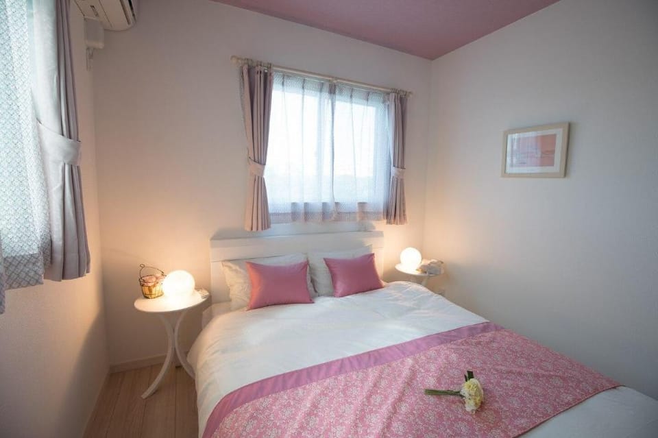 B22【French house】, 3min to HWY, 5 min to beach. Vacation rental in Okinawa Prefecture