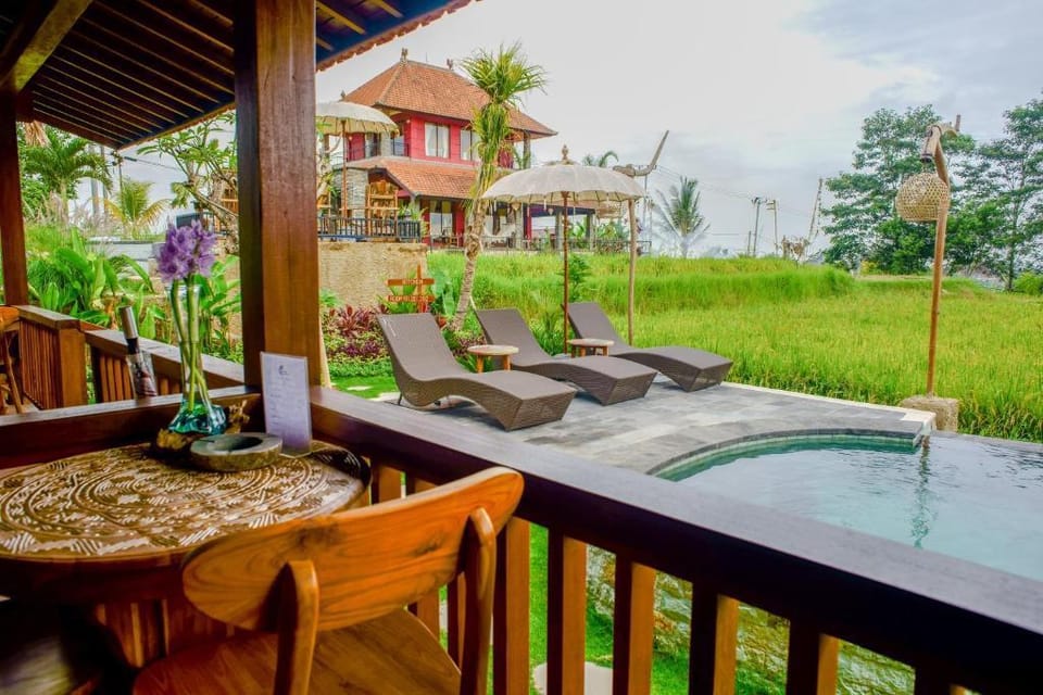 Romantic 1 BR Deluxe Suite IR138A Apartment in Tampaksiring