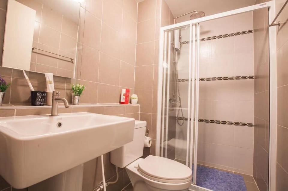 Exquisite Studio near Shangtai Department Store Apartment in Thailand