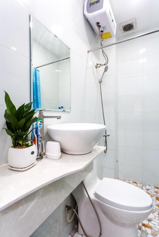 *10 min walking to #Airport * So quiet * ViMi Home Apartment in Ho Chi Minh City