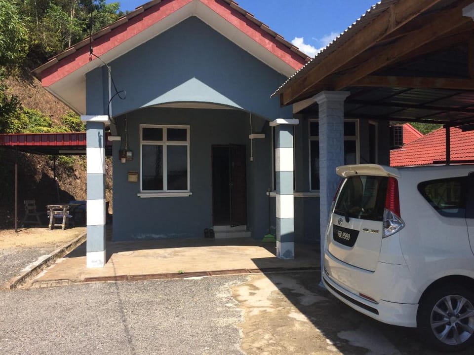 Auni Homestay Vacation rental in Terengganu, Malaysia