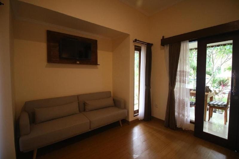 Superior 1 BR Room With Garden View IR126A Villa in Ubud