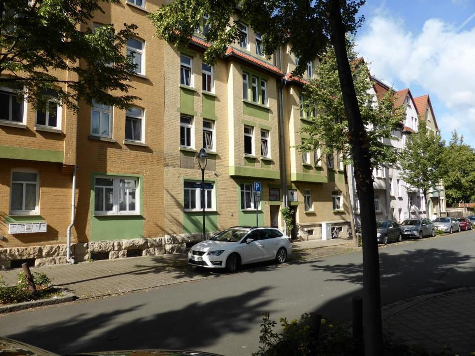 Apartment Schiller, 2 Schlafzimmer, free Wifi Apartment in Jena