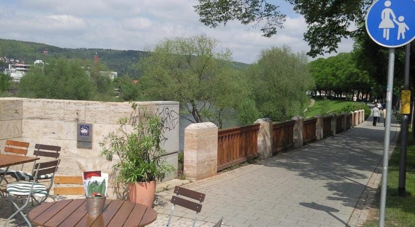 Apartment Schiller, 2 Schlafzimmer, free Wifi Apartment in Jena