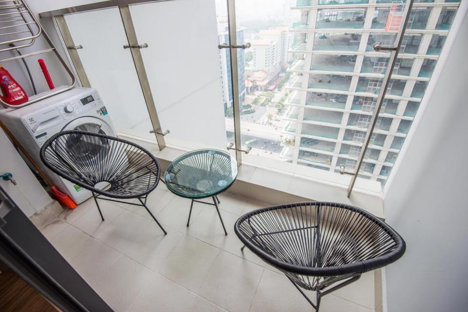 1BR APT Vinhomes Metropolis Near LOTTE DEAWOO Apartment in Hanoi