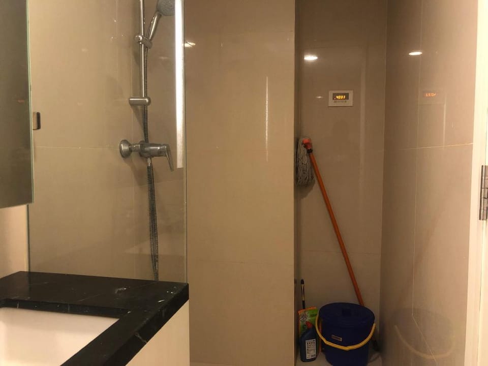 Super Cozy Entire Apart with Infinite Pool Apartment in Indonesia