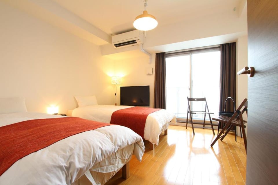 Near Namba/Niponbashi/Shinsaibashi/Lux room/82 Apartment in Osaka