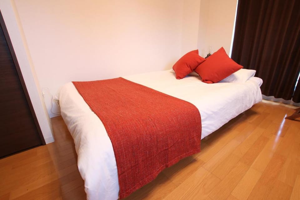 Near Namba/Niponbashi/Shinsaibashi/Lux room/71 Apartment in Osaka