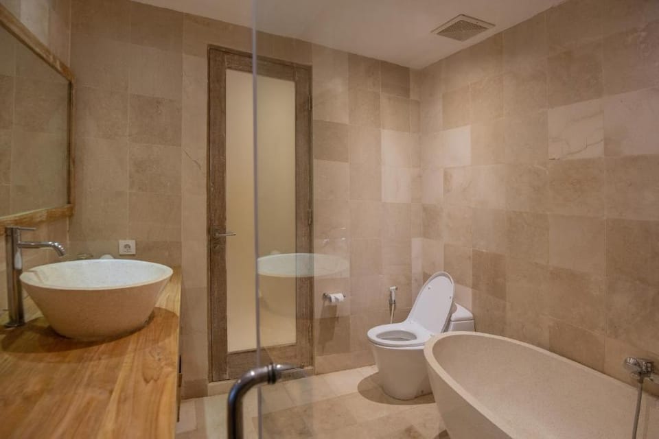 Cozy 1 BR Deluxe Room #V455 Vacation rental in Kuta Selatan