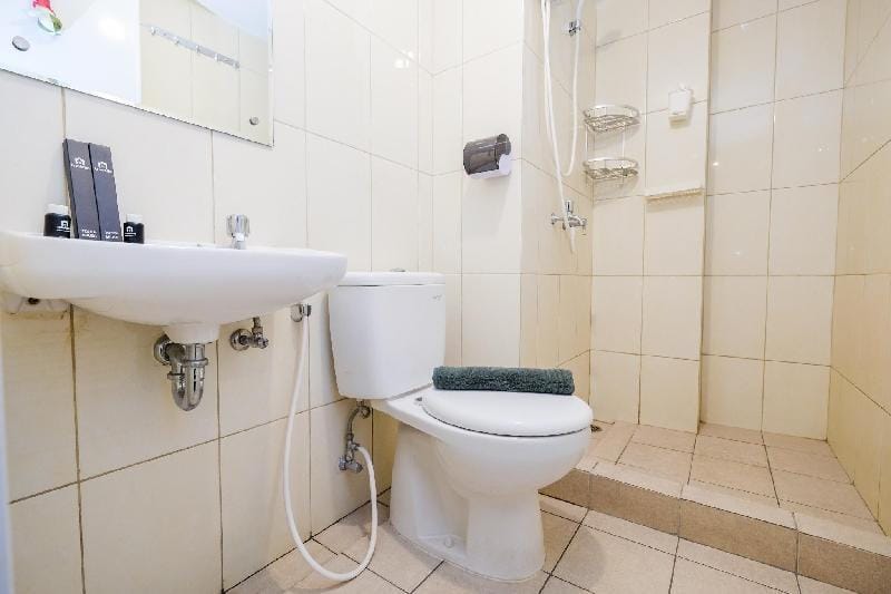 Homey 2BR Apt @ Springlake Summarecon By Travelio Apartment in West Java