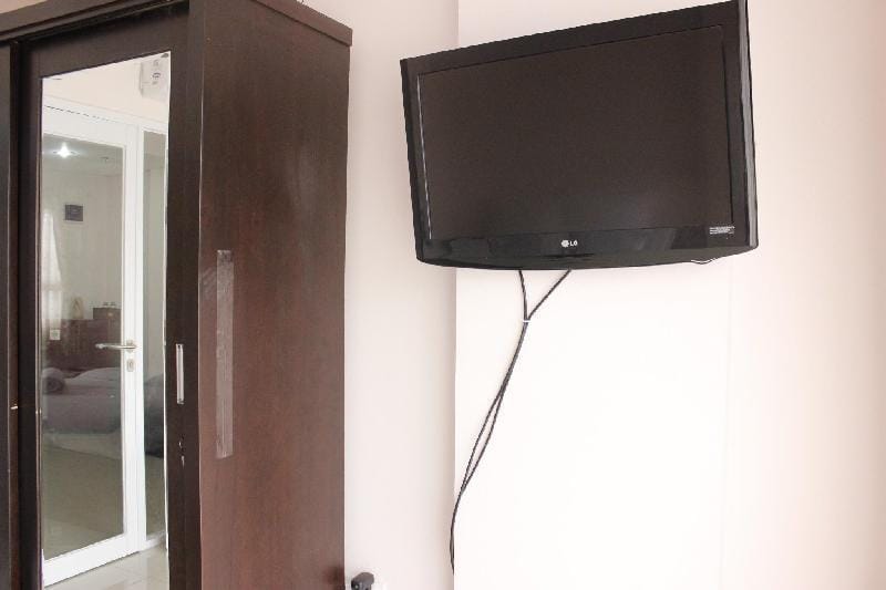 Relaxing 1BR Gateway Pasteur Apartment By Travelio Apartment in Bandung