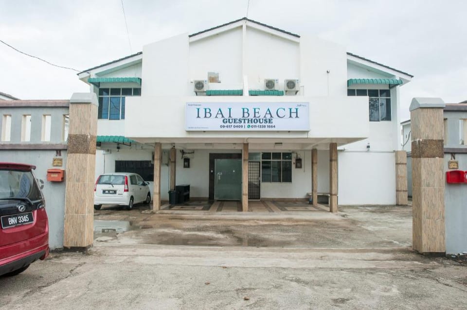 IBAI BEACH GUESTHOUSE Bed and Breakfast in Terengganu, Malaysia