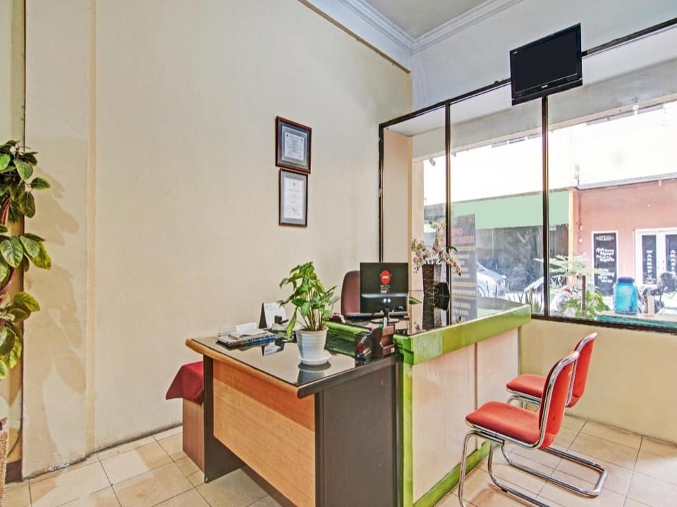 SPOT ON 90418 Akasia Hotel Syariah Hotel in West Sumatra, Indonesia