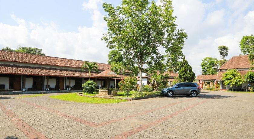SPOT ON 2465 Hotel Raung View Hotel in East Java